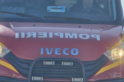a fost activat planul rosu de interventie la cernavoda un microbuz si un autocar s au ciocnit mai multe victime au fost transportate la spital 66bf55924c828