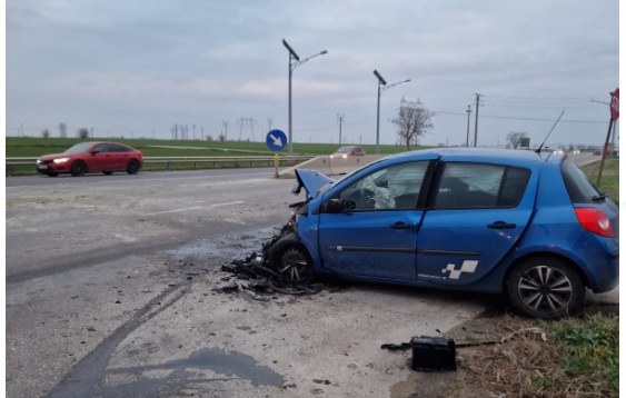 accident rutier in zona hanului kartali un tir a intrat in coliziune cu un autoturism 675bee70e1d6d