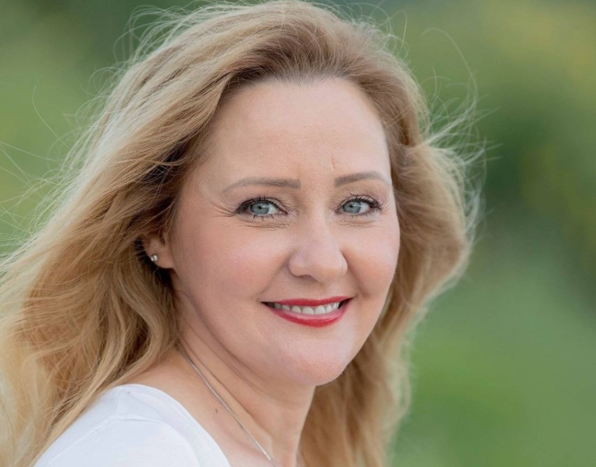 pesedintele usr elena lasconi romanii asteapta altceva dupa 35 de ani 677ed1c86ac2e