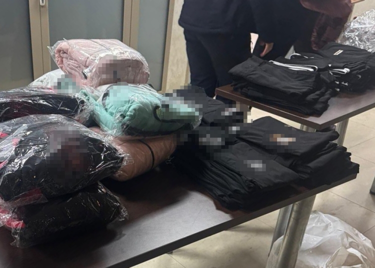 articole vestimentare susceptibile a fi contrafacute in valoare de 32 000 lei confiscate de politistii de frontiera romani in mangalia 67a32c8230f9f