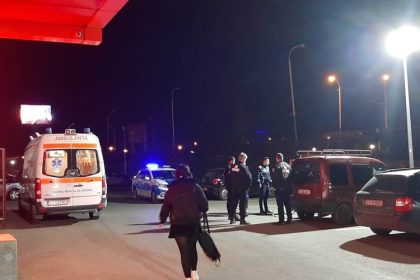 doua femei s au paruit si s au taiat in plina strada in constanta in vazul tuturor una a ajuns la spital iar cealalta urmeaza sa dea explicatii in fata judecatorilor 67b268b599e1f