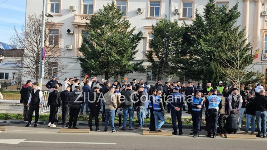 un nou protest in fata sediului ipj constanta impotriva ordonantei trenulet 67a8a2de45628
