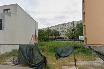 bagiu de la elys interdecor srl vrea sa inghesuie un bloc cu trei etaje pe strada poporului 67e5fb155bded