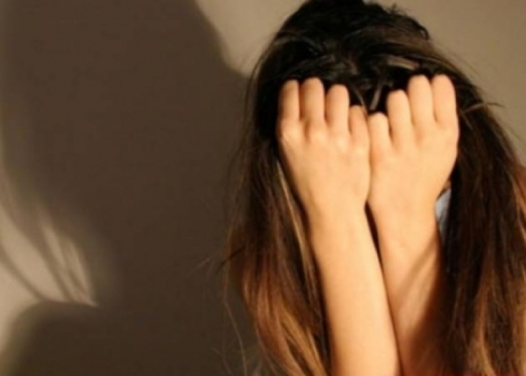 barbat condamnat fiindca a agresat sexual doua copile de 7 si 8 ani in scara blocului si in parcarea din zona 67ea505d53e63