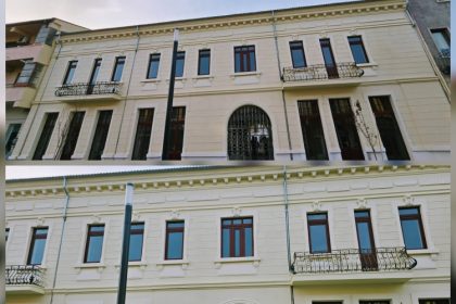 galerie foto fatada monumentului istoric hanul balcan a fost refacuta va fi reabilitata intreaga cladire 67e726fe5ad0b