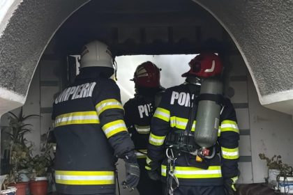 incendiu la navodari au intervenit pompierii 67d9acd4c2e52