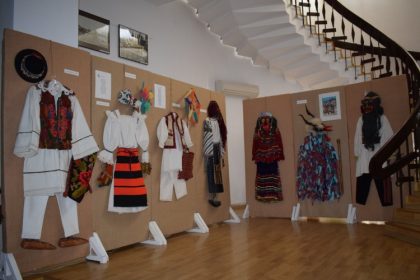 interferente culturale in dobrogea la muzeul de arta populara un dialog despre diversitate initiat de scoala gimnaziala nr 1 din lumina 67eabc6c5e401