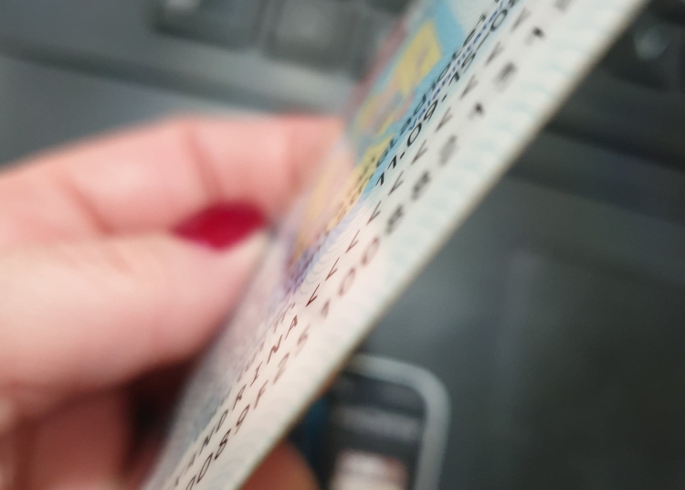 mai se schimba buletinele ce va scrie pe noua carte de identitate electronica 67c85ccef1432
