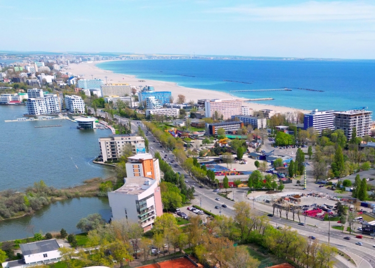 operatorii economici din statiunea mamaia si satul de vacanta sunt invitati la o noua dezbatere publica pe tema regulamentului activitatilor comerciale 67e556dddfd7c