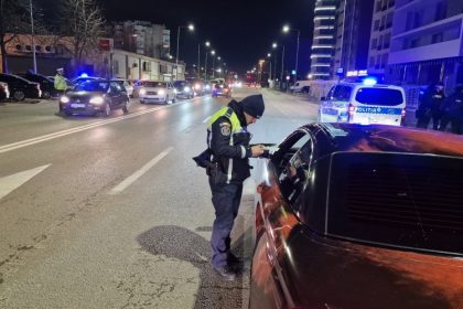 politistii sectiei 2 au actionat pentru prevenirea faptelor de violenta si a traficului de droguri 67ea5b2d30129