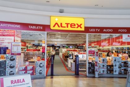 tehnica prin care un individ din constanta pleca din altex cu laptopuri si statii de calcat 67e482e328215