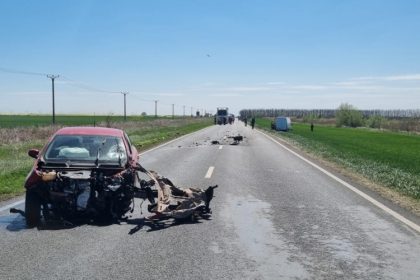 accident rutier pe de 584 intre localitatile albina si valea canepii traficul rutier a fost oprit 680e2f71170c0