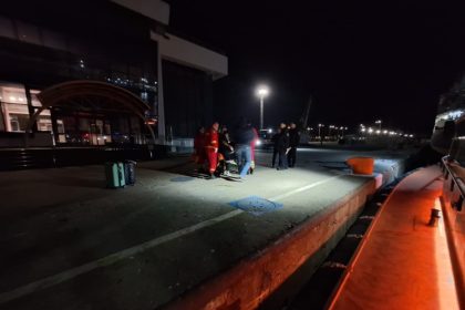 alerta medicala la bordul unei nave sub pavilion malta sar artemis in misiune medevac marinar ranit evacuat de urgenta in portul constanta 68063d442d8e6