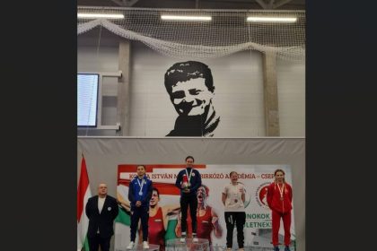 alexandra voiculescu de la csm constanta medaliata cu bronz la un turneu international de lupte foto 680df52062de1