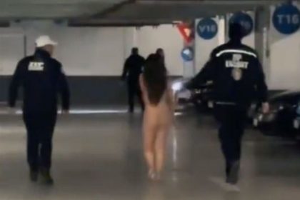ce spun politistii despre tanara de 21 de ani care s a plimbat goala printr un mall din constanta 67ed46d1a662d