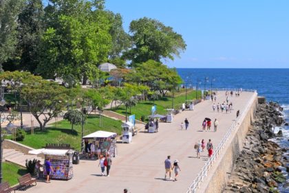constanta are un nou regulament pentru artistii stradali 67ff93f50b078