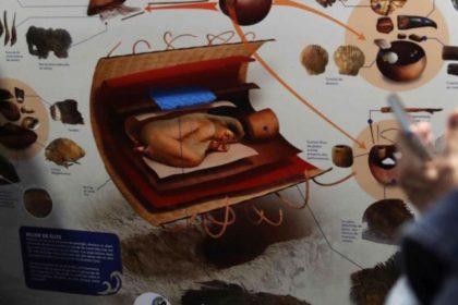 descoperire arheologica rara intr o fosta groapa de gunoi a fost gasit mormantul unei tinere de rang inalt din civilizatia caral 680c91c393cc1