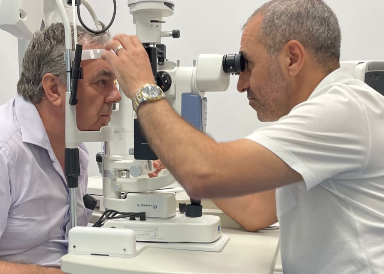 dr hicham mrini atrage atentia asupra bolii behcet o afectiune rara cu impact serios asupra sanatatii poate afecta multiple organe si sisteme ale corpului printre care si ochii 681133c762de9
