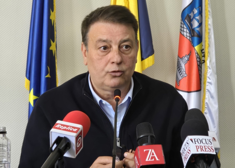 florin mitroi presedintele cjc vinerea mare este un simbol al echilibrului al sacrificiului pentru binele comun si al iubirii fata de semeni 680220b12d115