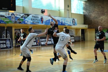 handbalistii a sasea victorie in turneul play off de promovare galerie foto 6811d7a351d4d