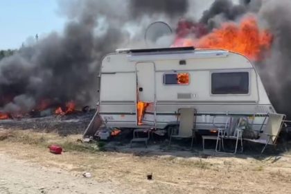 incendiu la harsova doua persoane au suferit arsuri grave pe corp a fost solicitat elicopterul 6804cc19b0fc2