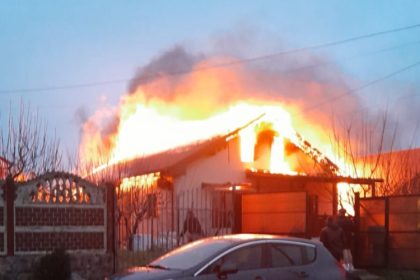 incendiu la o casa din satu nou 68037945a1f7d