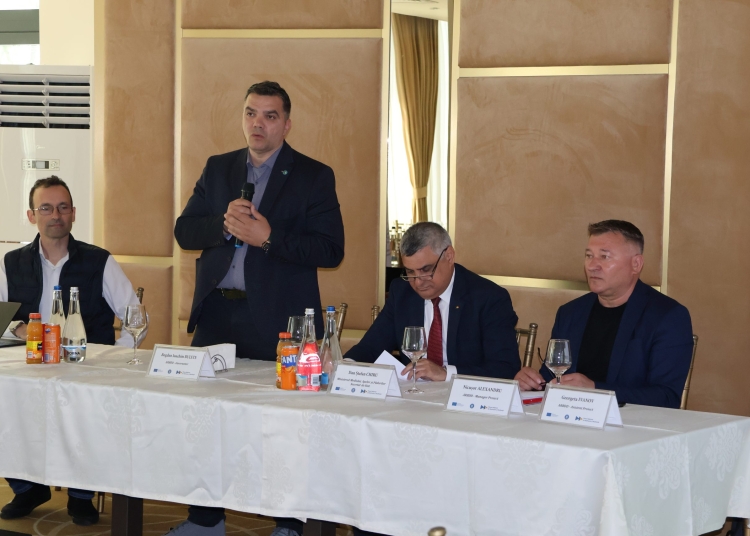 investitii pentru decolmatarea lacurilor din delta dunarii 6808d0d2a9918