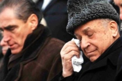 ion iliescu petre roman gelu voican voiculescu miron cozma si ceilalti inculpati din dosarul mineriada trimisi in judecata din nou de parchetul general 67ece5a174b0e