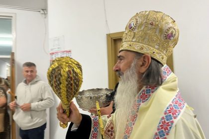 ips teodosie prezent la deschiderea olimpiadei nationale de pregatire sportiva teoretica de la colegiul regina maria din constanta 680204915ca86