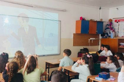 isu constanta lectii de siguranta pentru elevii din navodari 67ed480d38564