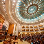 legea care taie pensiile speciale ale magistratilor a trecut de camera deputatilor cu 259 de voturi pentru unul impotriva si 25 de abtineri 6808b4c3a2606
