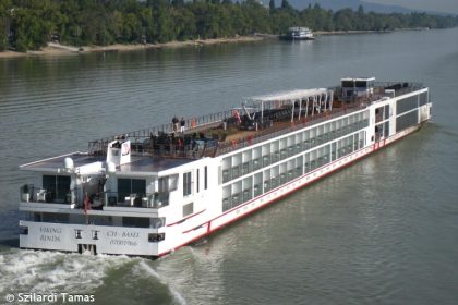 nava fluviala de pasageri viking rinda a revenit in portul constanta 680cb7426b588