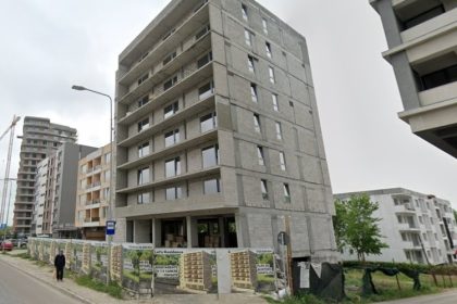 o firma inactiva din primul an de la infiintare isi modifica din nou blocul de pe bulevardul aurel vlaicu 67fed2c50cfbb