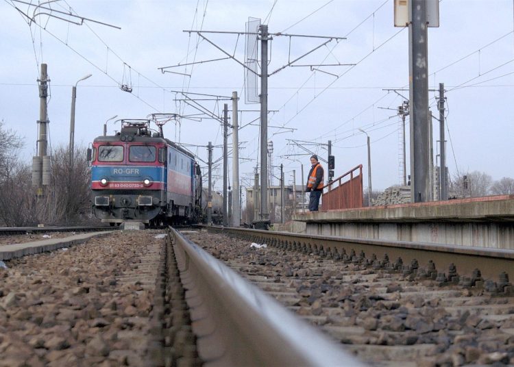 patru trenuri pnrr vor circula zilnic pe ruta bucuresti nord constanta de sfintele sarbatori de paste si in minivacanta de 1 mai 68022a199d4d2