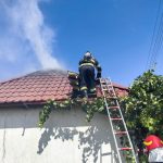 pompierii solicitati sa stinga un incendiu care a cuprins o casa situata in localitatea ciocarlia de sus 67ffa46562079