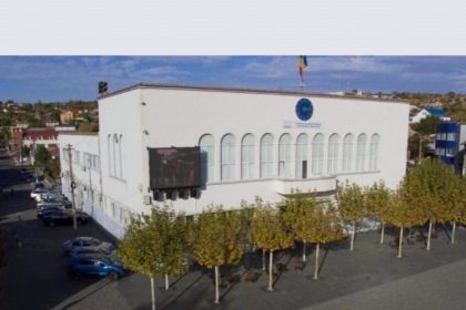 primaria cernavoda doteaza salile de sport cu aparatura si echipamente specifice 680831ab7d217