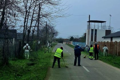 primarul vasile luminare mesaj pentru localnicii din corbu fiti buni gospodari curatenia incepe in fata casei fiecaruia dintre noi 67f852a33a5f2
