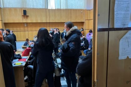 proxenetii care au exploatat sexual o copila de 14 ani la murfatlar mentinuti in arestul la domiciliu 67f4561184f35