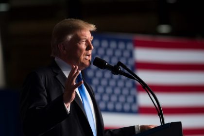trump vrea sa conditioneze pastrarea trupelor sua in europa de acceptarea tarifelor comerciale 67f8f8faf0dd9