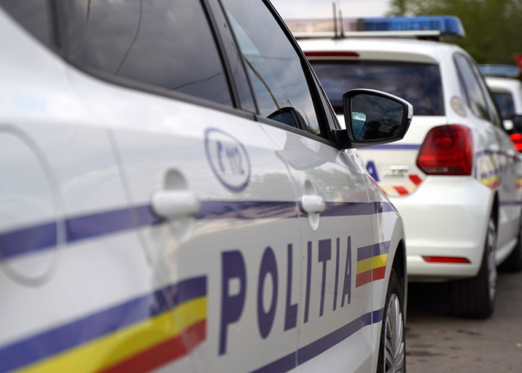 un politist si un detinut au fost raniti intr un accident rutier in municipiul slobozia 680a2cdfe9362