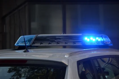 urmariri pe drumurile din judet iata cum a incercat un sofer sa scape de politisti 67f51ab495e96