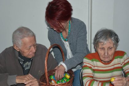 video gesturi care conteaza primaria navodari si centrul de zi alaturi de seniori iepurasii au ajuns la casa spuma marii si la casa parinteasca 67fd9b0d4e53f