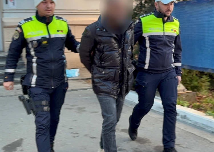 video interlopul tani bancuta arestat preventiv dupa ce a condus baut si a spart un geam in sediul politiei 67f26e8ed733a