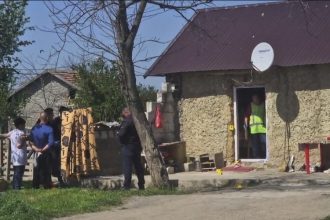 video nenorocire in prima zi de paste o tanara a fost ucisa cu bestialitate 25 de lovituri de cutit in gat 6805a61007008