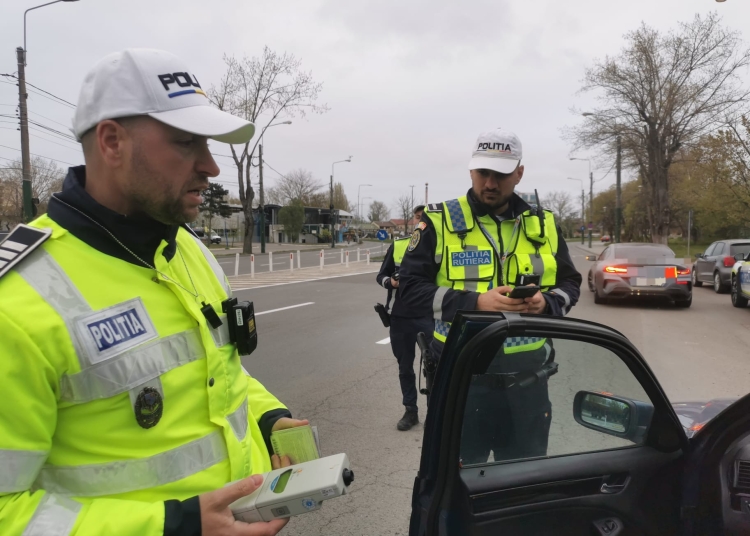 zeci de soferi amendati pentru viteza in constanta in cadrul actiunii blocada 680df980a8849