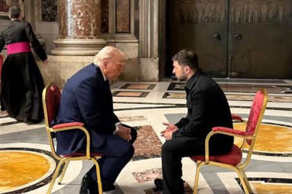 zelenski si trump s au intalnit la funeraliile papei francisc ce au stabilit cei doi lideri 680cd80fc033c