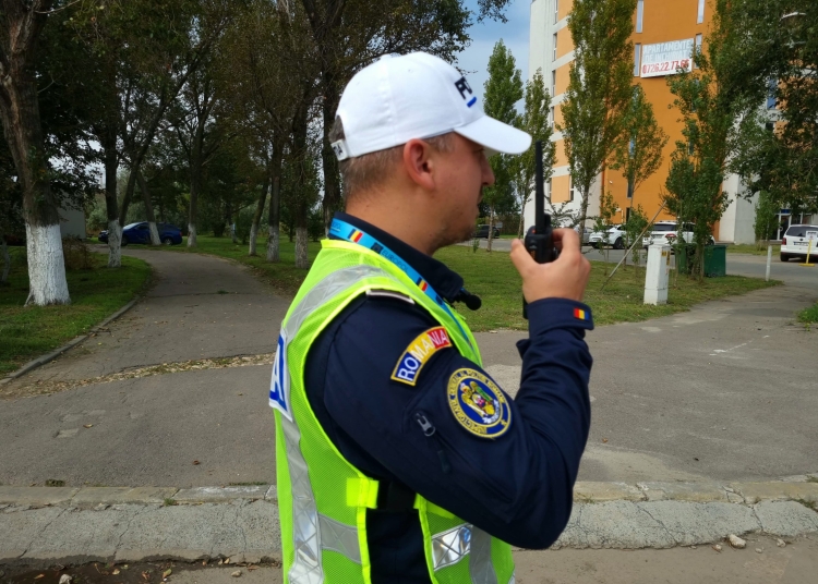 a accidentat o fetita de 3 ani in zona hanul piratilor apoi a parasit locul accidentului acum merge la inchisoare 6819400c55753