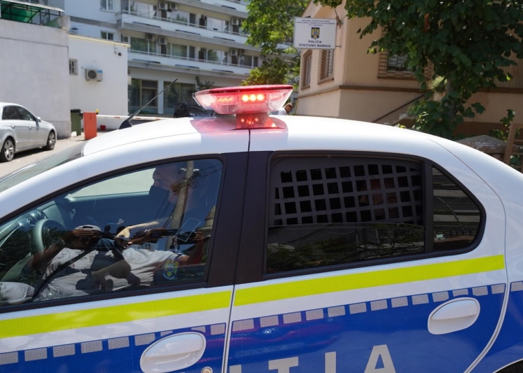 a amenintat a lovit si s a dezbracat in fata politistilor ce cadou a primit de la curtea de apel constanta 6834f598b416c