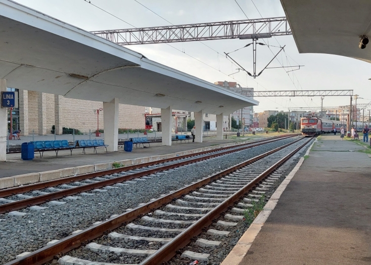 accesul persoanelor cu mobilitate redusa in statiile cfr de pe litoral este restrictionat in aceasta perioada din cauza unor lucrari 683845a3f1d9e