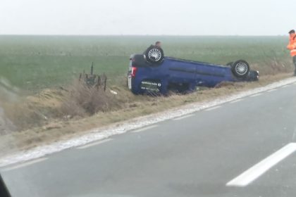 accident rutier la nuntasi un autoturism s a rasturnat si o persoana a ramas incarcerata 68330c8d5dc8d